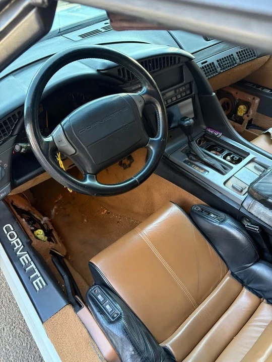 1990 Chevrolet Corvette C4 - Image 7 of 8