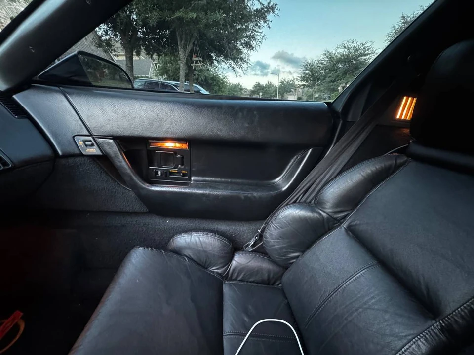 1990 Chevrolet Corvette C4 - Image 15 of 15
