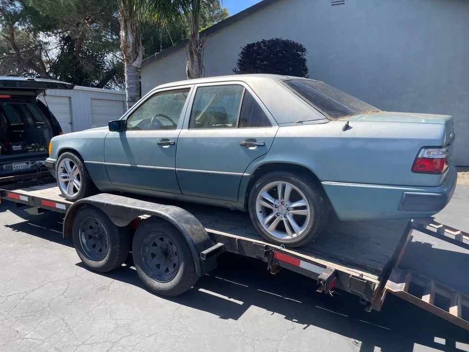 1990 Mercedes-Benz W124 E-Class - Image 5 of 8