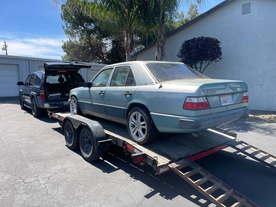 1990 Mercedes-Benz W124 E-Class - Image 3 of 8
