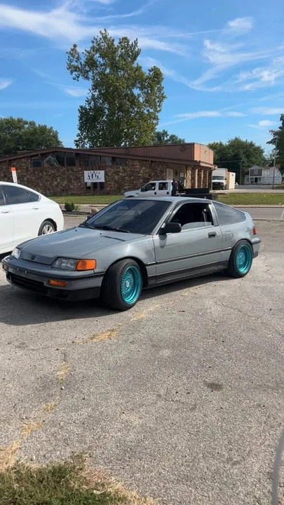 1990 Honda CR-X 2nd Gen - Image 2 of 4
