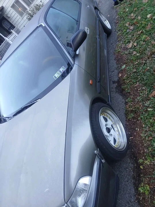 1990 Acura Integra 2nd Gen - Image 2 of 8