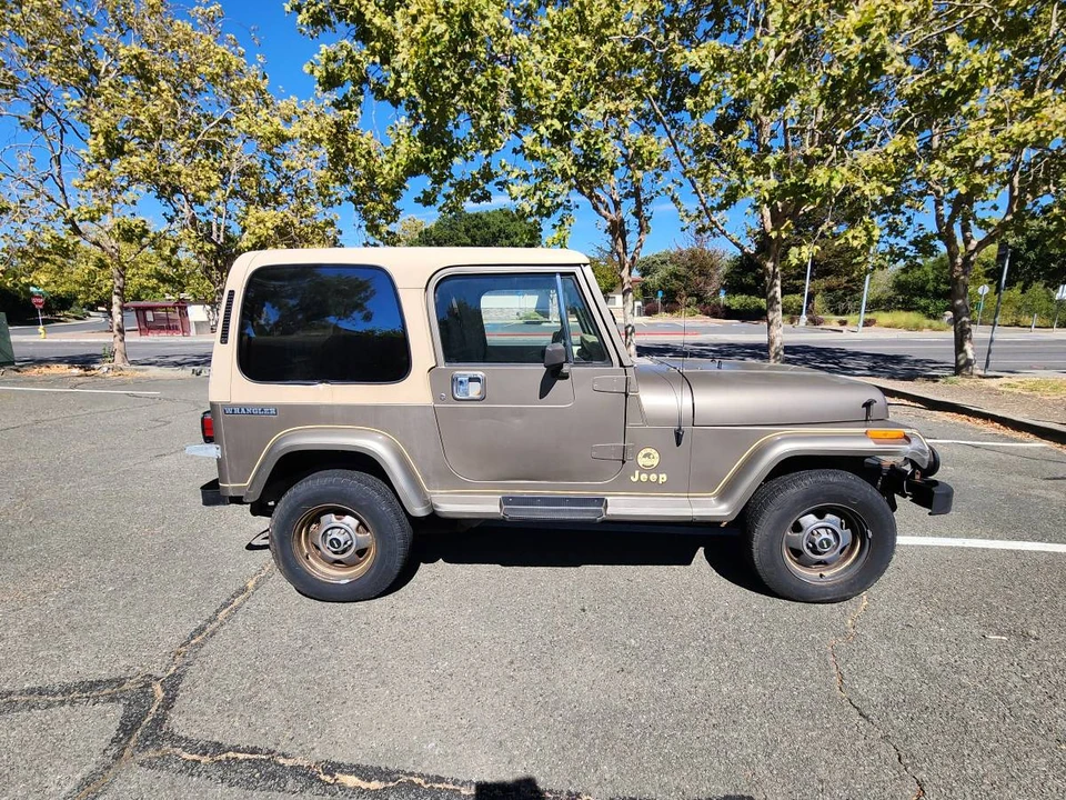 1990 Jeep YJ Wrangler - Image 4 of 9