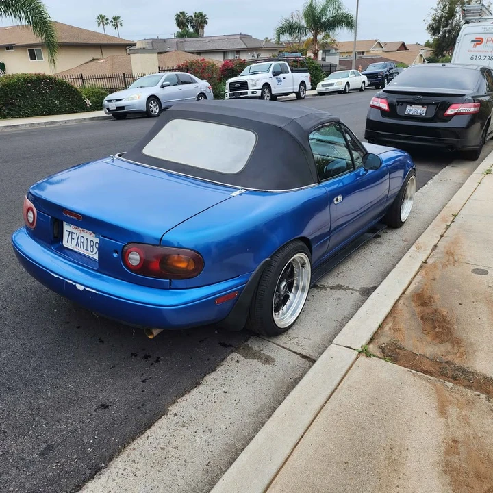 1990 Mazda NA MX-5 Miata - Image 2 of 9