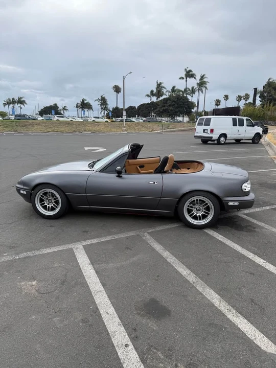 1990 Mazda NA MX-5 Miata - Image 2 of 10