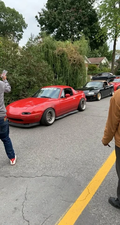 1990 Mazda NA MX-5 Miata - Image 4 of 10