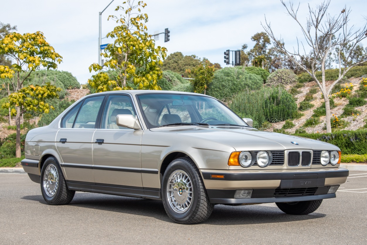 5k-Mile 1990 BMW 535i