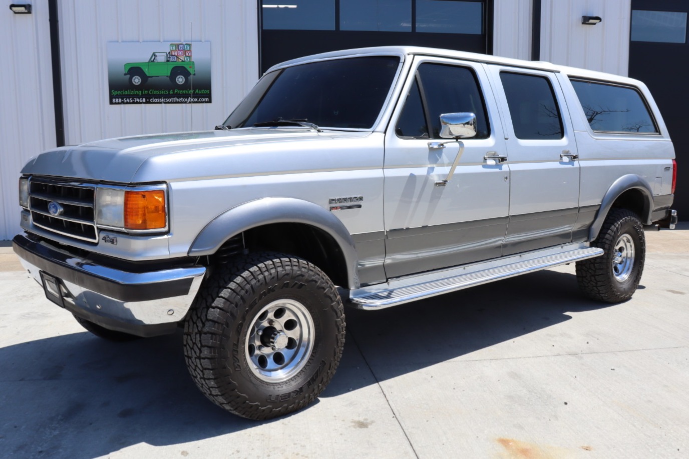 1990 Ford Bronco XLT Metropolitan 4-Door Conversion