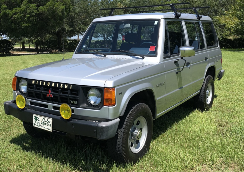 1990 Mitsubishi Montero