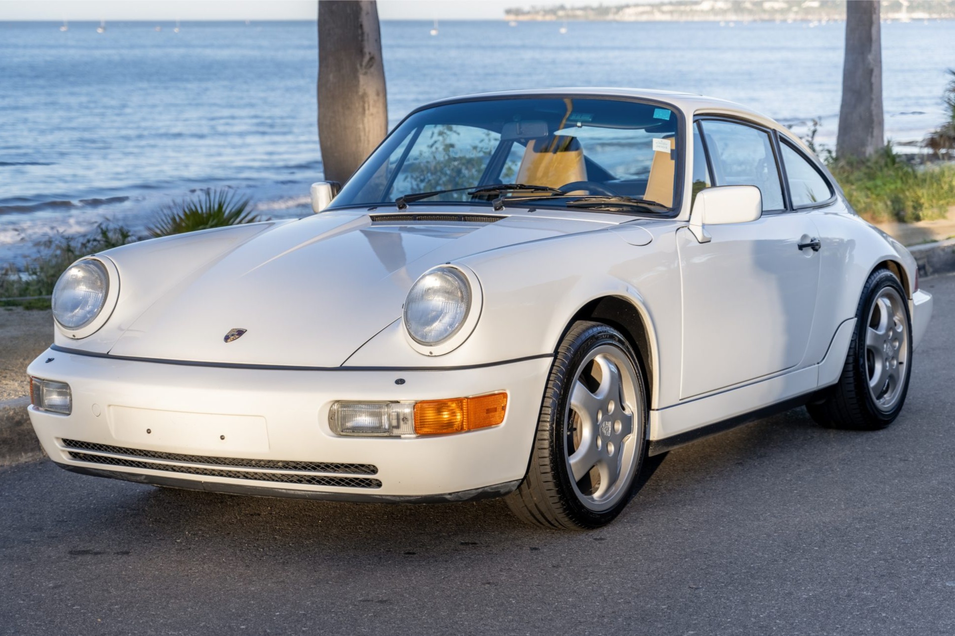 1990 Porsche 911 Carrera 2 Coupe 5-Speed