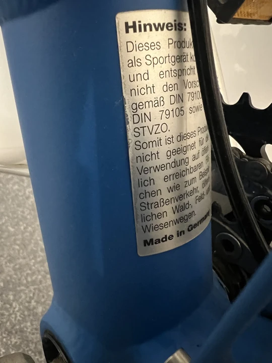 Porsche - Image 8 of 21