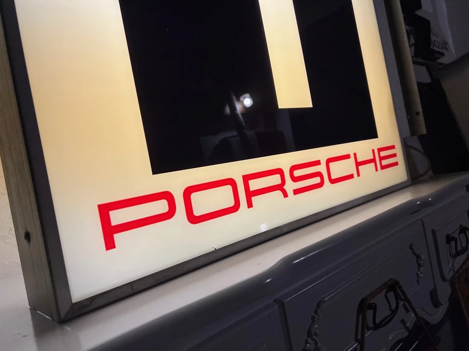 Porsche - Image 8 of 21