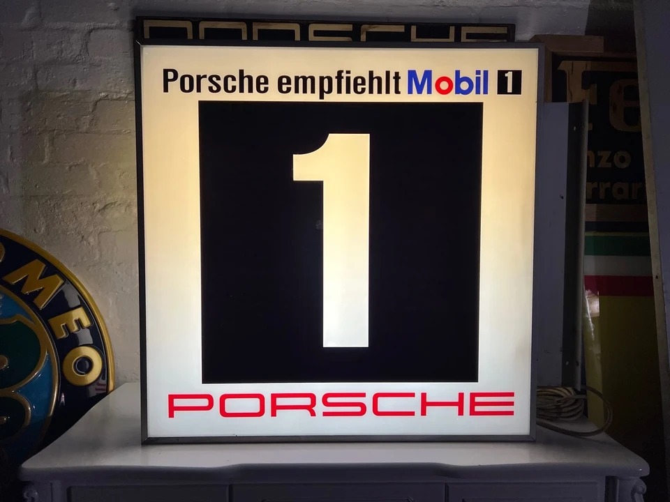 Porsche - Image 3 of 21