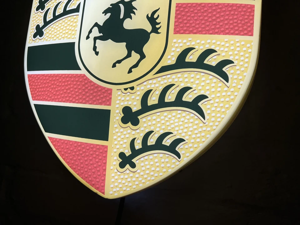 Porsche - Image 20 of 22