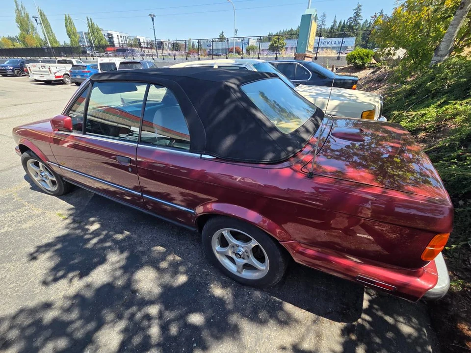1991 BMW E30 3 Series - Image 9 of 16