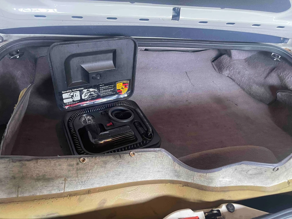 1991 Porsche 944 S2 - Image 25 of 31