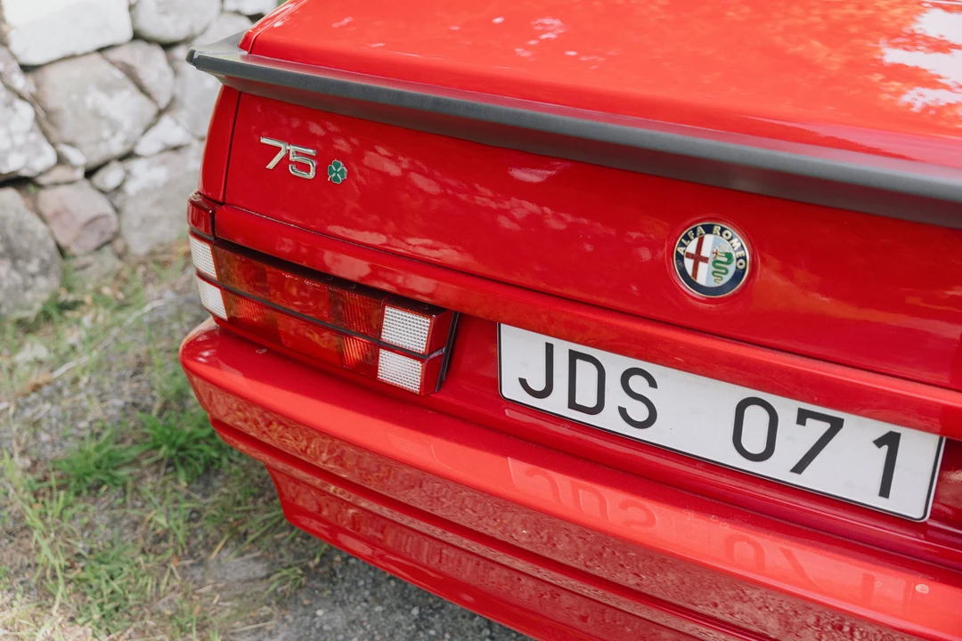 1991 Alfa Romeo 75/Milano - Image 23 of 31