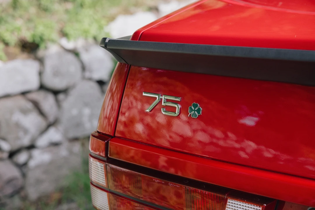1991 Alfa Romeo 75/Milano - Image 28 of 31