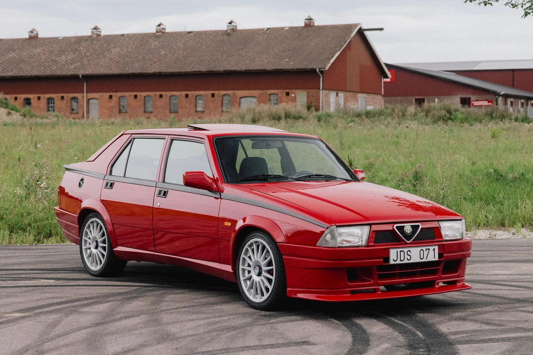 1991 Alfa Romeo 75/Milano - Image 2 of 31