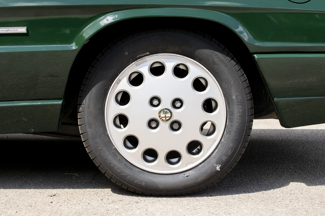 1991 Alfa Romeo Series 4 - Image 17 of 31