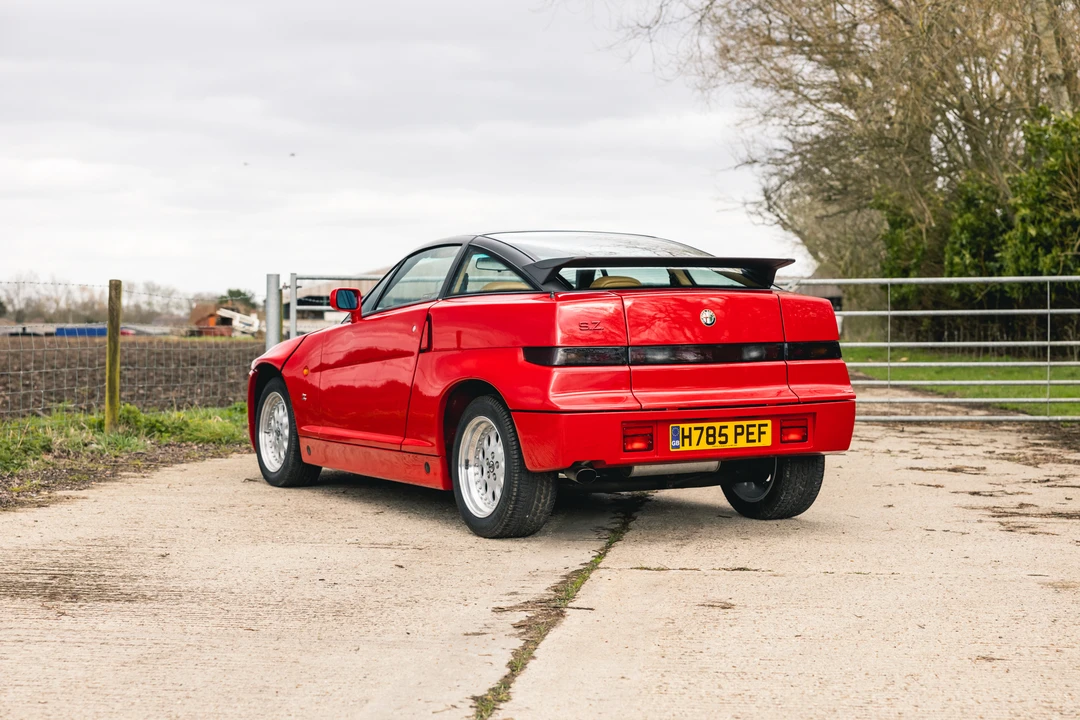 1991 Alfa Romeo SZ - Image 13 of 31