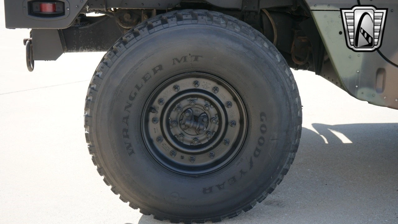 1991 AM General Hummer - Image 13 of 21