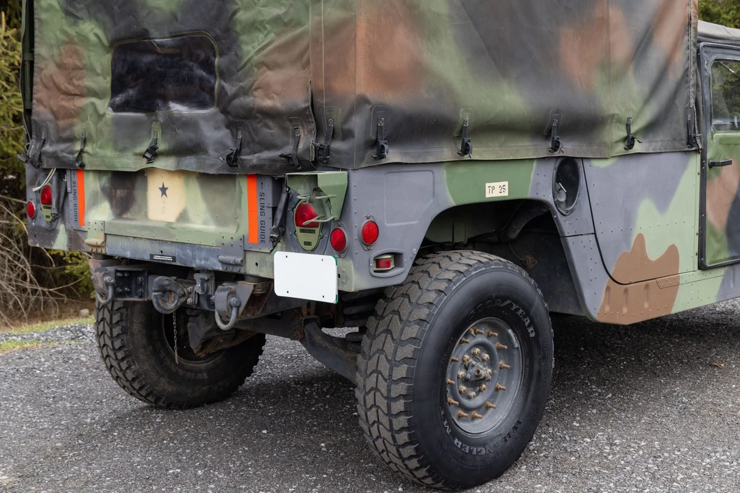 1991 Hummer HMMWV - Image 14 of 31