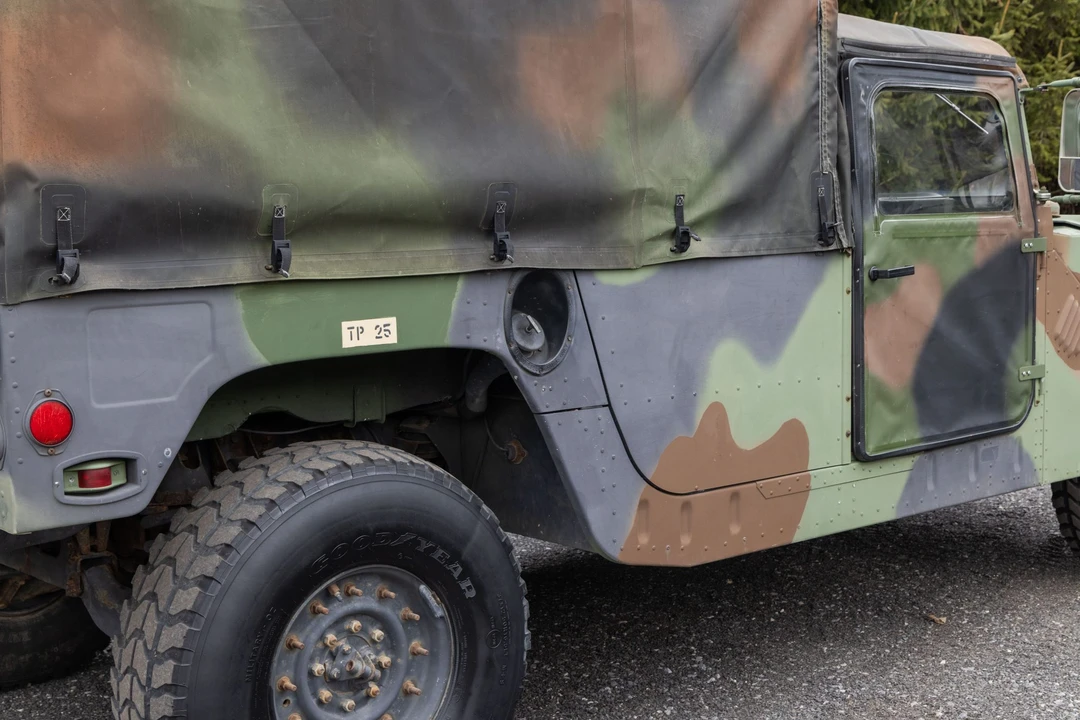 1991 Hummer HMMWV - Image 15 of 31