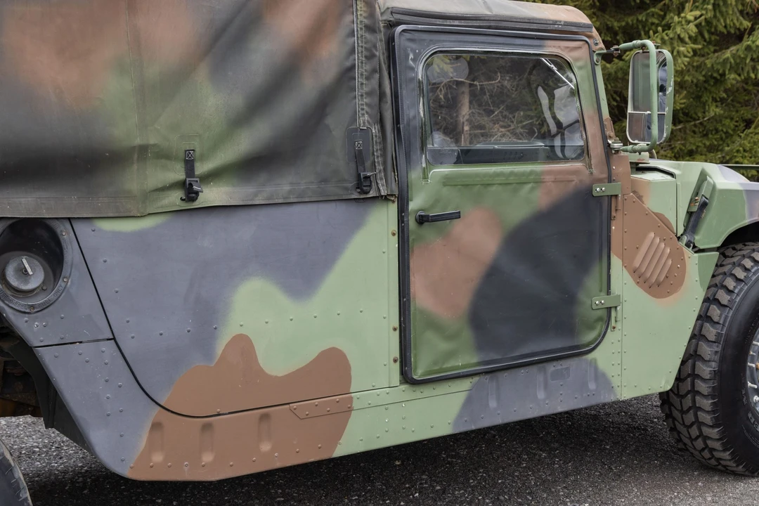 1991 Hummer HMMWV - Image 16 of 31