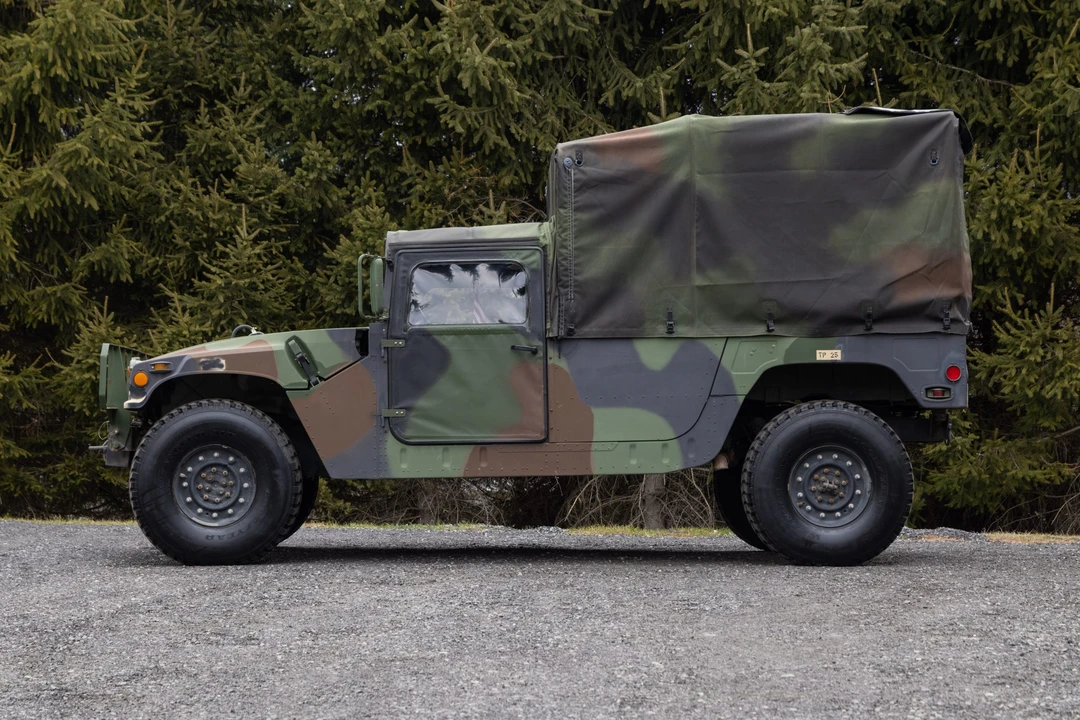 1991 Hummer HMMWV - Image 7 of 31