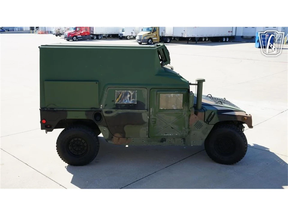 1991 AM General Hummer - Image 17 of 31