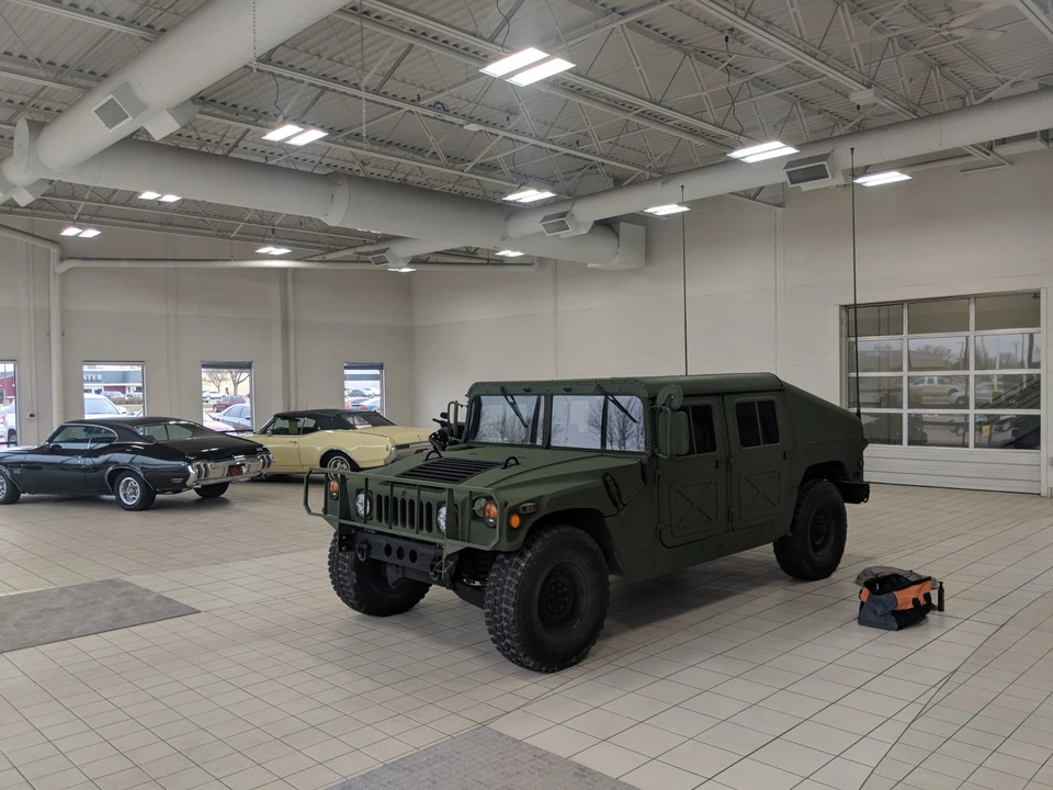 1991 AM General Hummer - Image 2 of 31