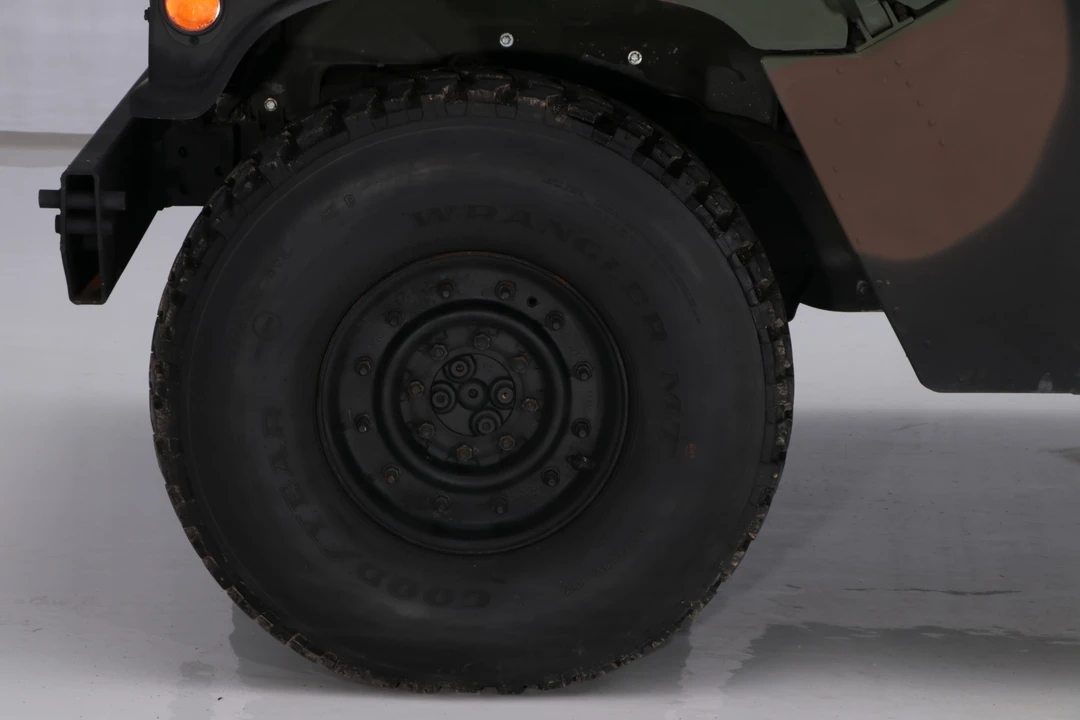 1991 Hummer HMMWV - Image 25 of 31