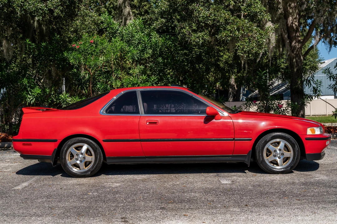 1991 Acura Legend 2nd Gen - Image 3 of 31