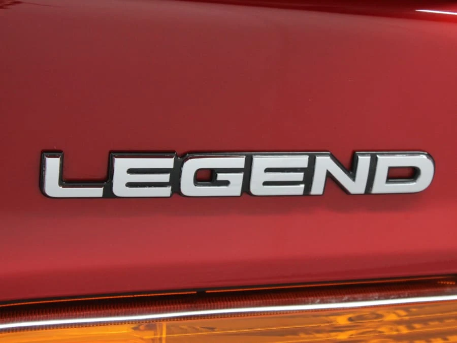 1991 Acura Legend 2nd Gen - Image 7 of 31