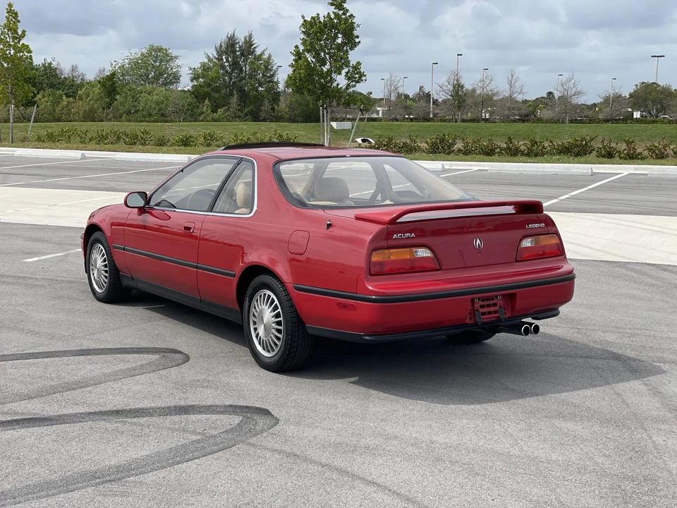 1991 Acura Legend 2nd Gen - Image 7 of 31