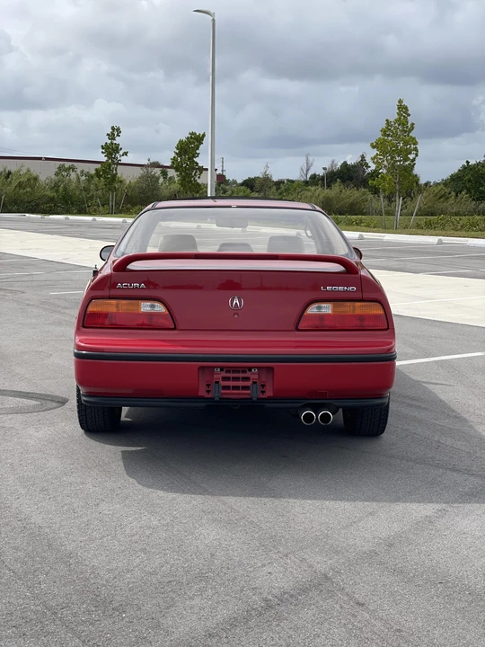 1991 Acura Legend 2nd Gen - Image 8 of 31