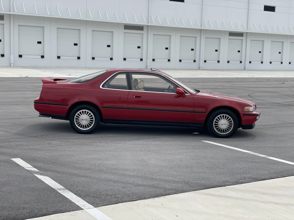 1991 Acura Legend 2nd Gen - Image 10 of 31