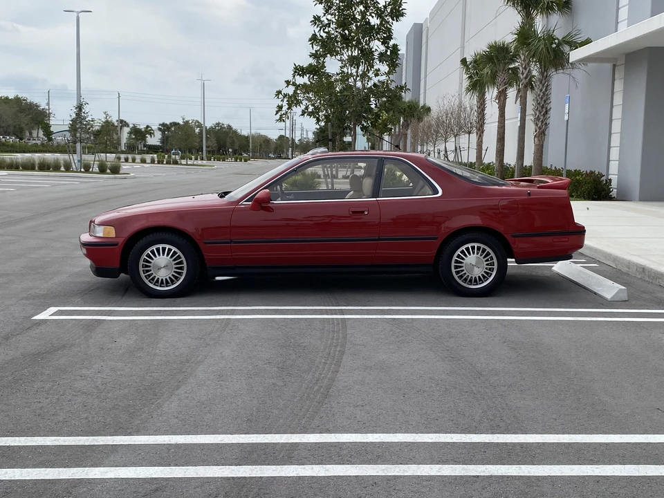 1991 Acura Legend 2nd Gen - Image 13 of 31