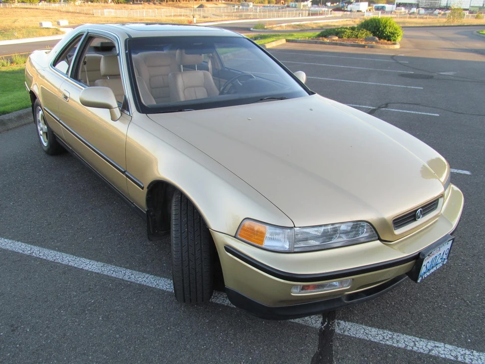 1991 Acura Legend 2nd Gen - Image 2 of 31