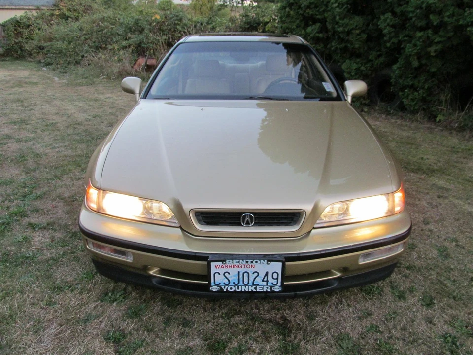 1991 Acura Legend 2nd Gen - Image 11 of 31