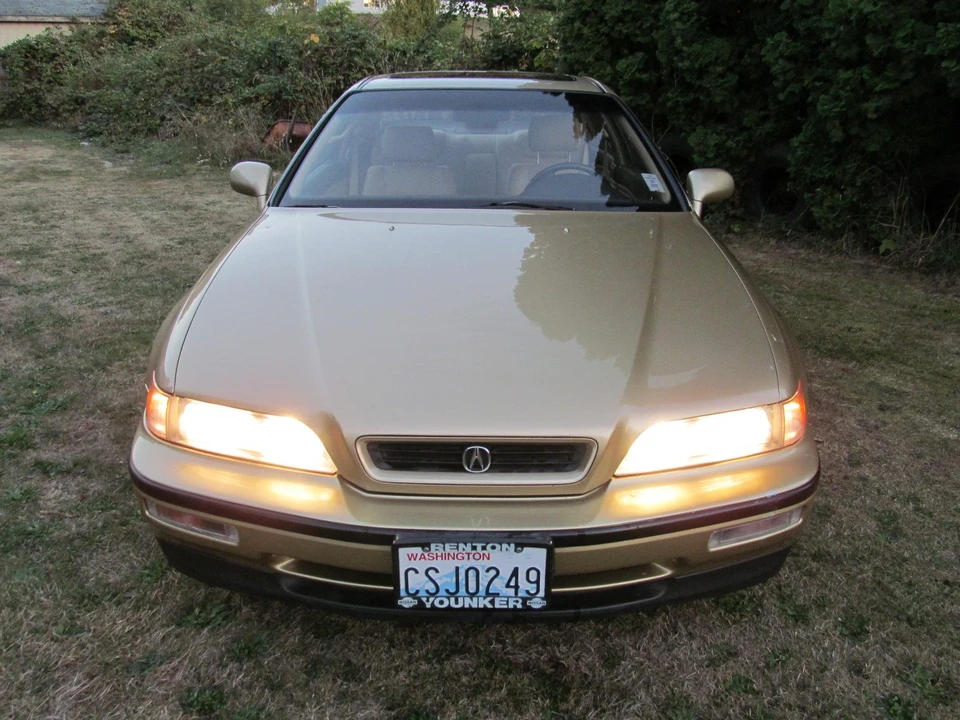 1991 Acura Legend 2nd Gen - Image 12 of 31