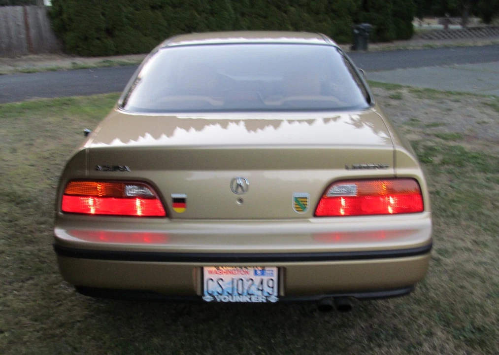 1991 Acura Legend 2nd Gen - Image 13 of 31