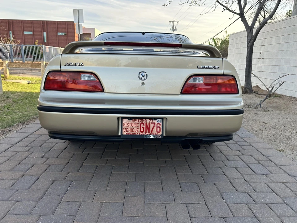 1991 Acura Legend 2nd Gen - Image 12 of 31
