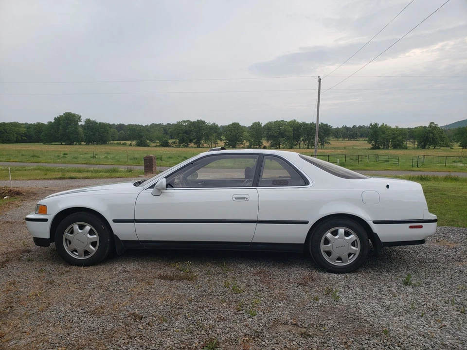 1991 Acura Legend 2nd Gen - Image 3 of 31
