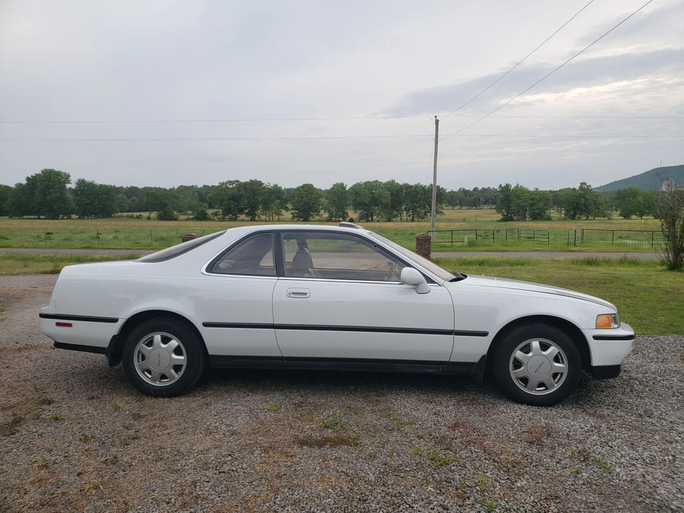 1991 Acura Legend 2nd Gen - Image 7 of 31