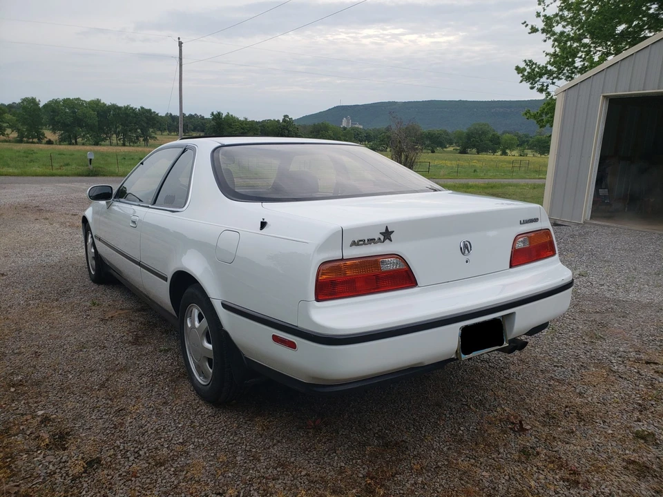 1991 Acura Legend 2nd Gen - Image 4 of 31