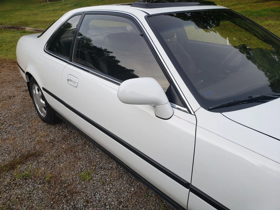 1991 Acura Legend 2nd Gen - Image 28 of 31