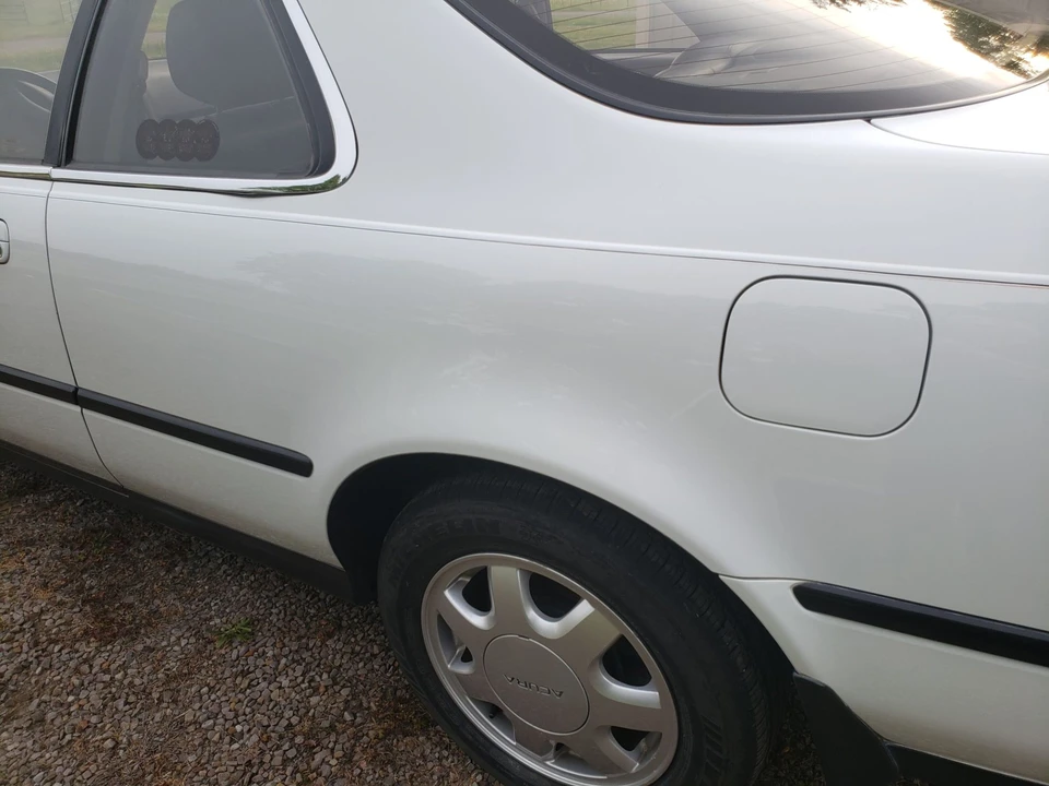 1991 Acura Legend 2nd Gen - Image 17 of 31
