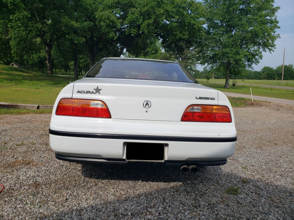 1991 Acura Legend 2nd Gen - Image 23 of 31